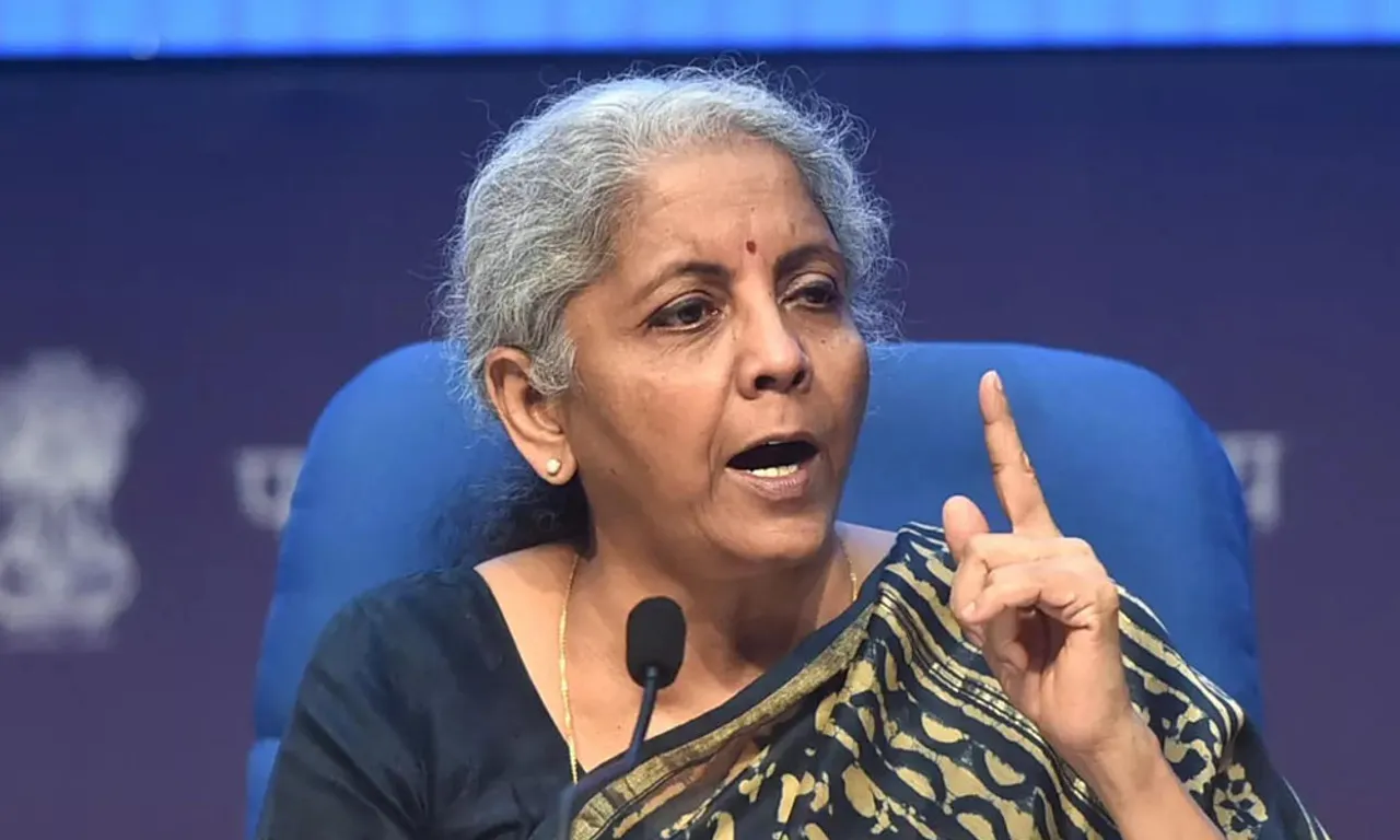 ভিসা নিয়ে বড় ঘোষণা করলেন কেন্দ্রীয় অর্থমন্ত্রী