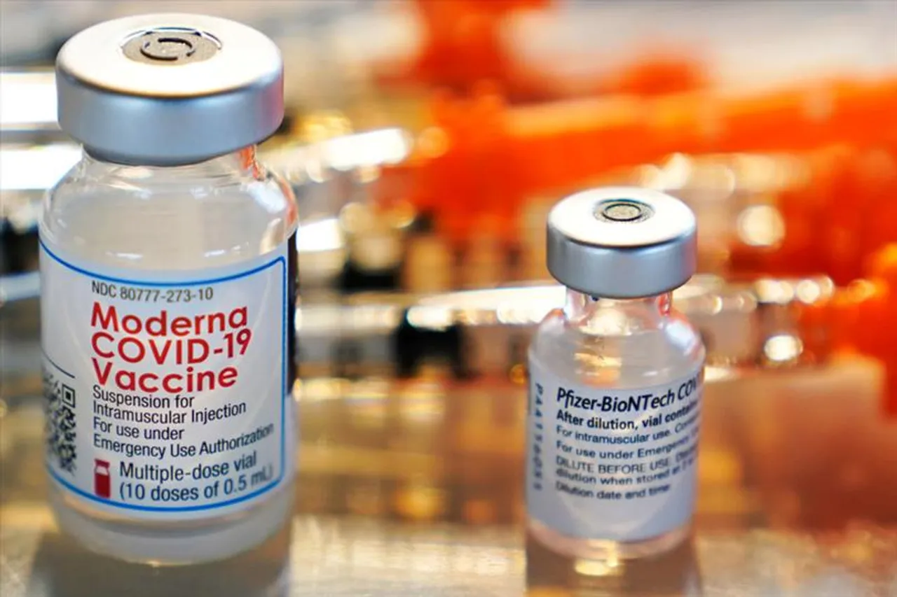 ১২-১৭ বছর বয়সীদের মধ্যে মডার্না ভ্যাকসিন প্রয়োগের সুপারিশ করল ইইউ