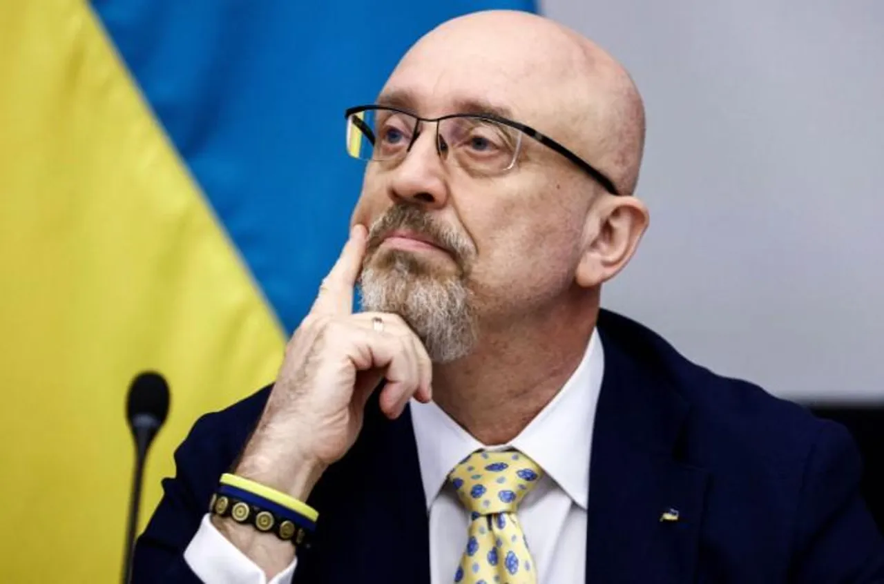 ইউক্রেন দুর্নীতিবিরোধী অভিযানের মধ্যে সামরিক বাহিনীর নিরীক্ষা করছে: প্রতিরক্ষামন্ত্রী