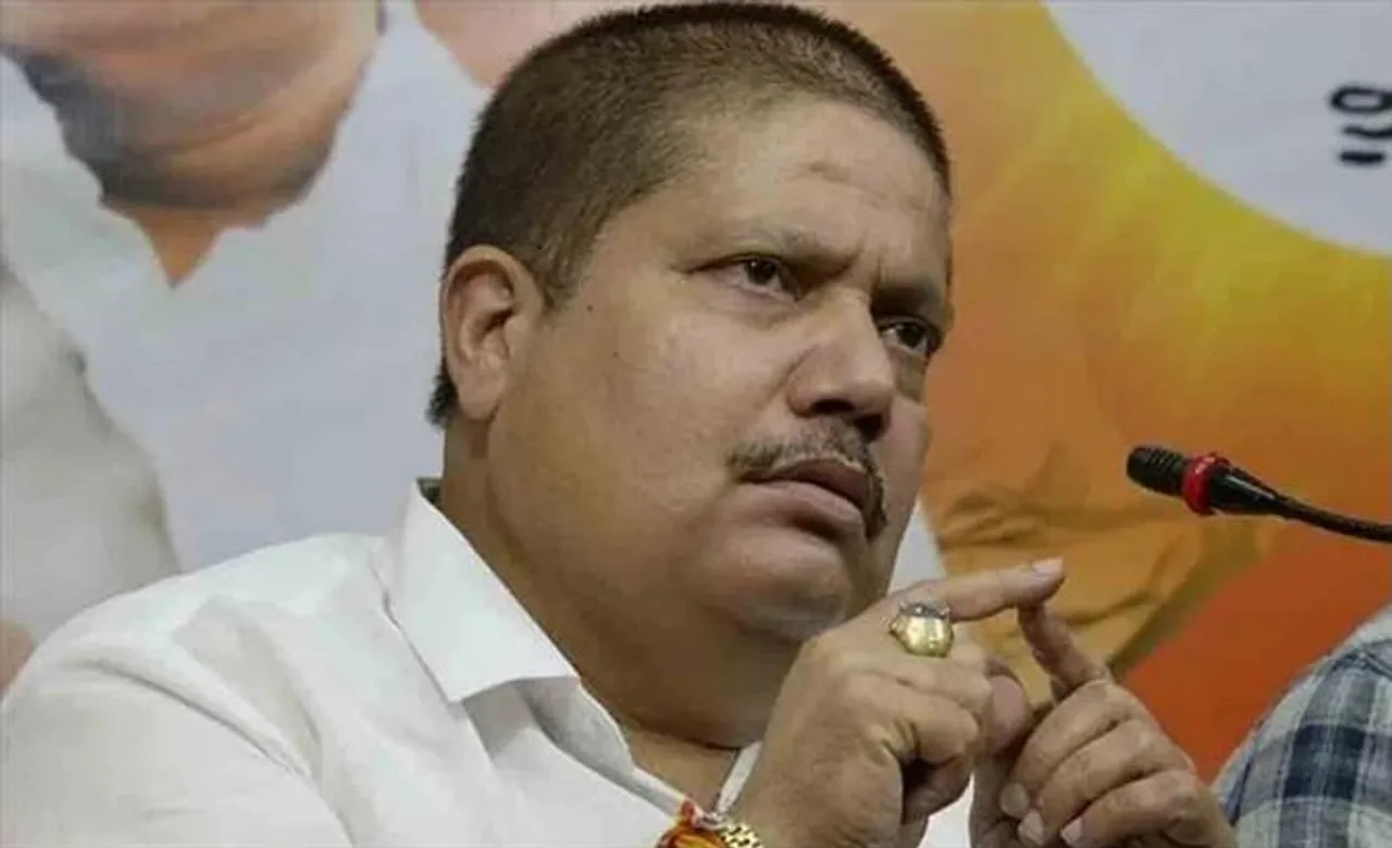 প্রার্থী হতে হলে দিতে হবে বিশেষ ‘মুচলেকা’, অর্জুন সিং