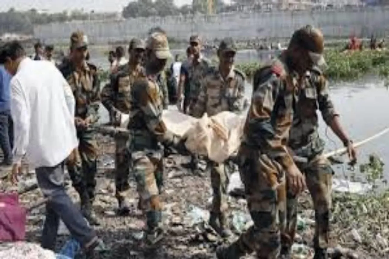 মরবিতে নিহতদের পরিবারের পাশে দাঁড়ানোর আশ্বাস হরিয়ানার মুখ্যমন্ত্রীর