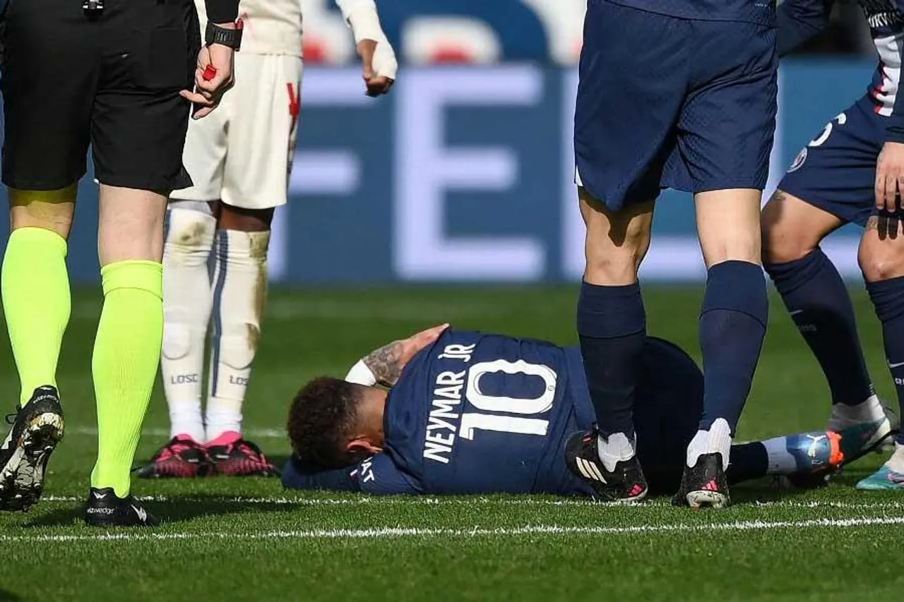 বাকি মরসুমে আর হয়তো খেলতেই পারবেন না নেইমার