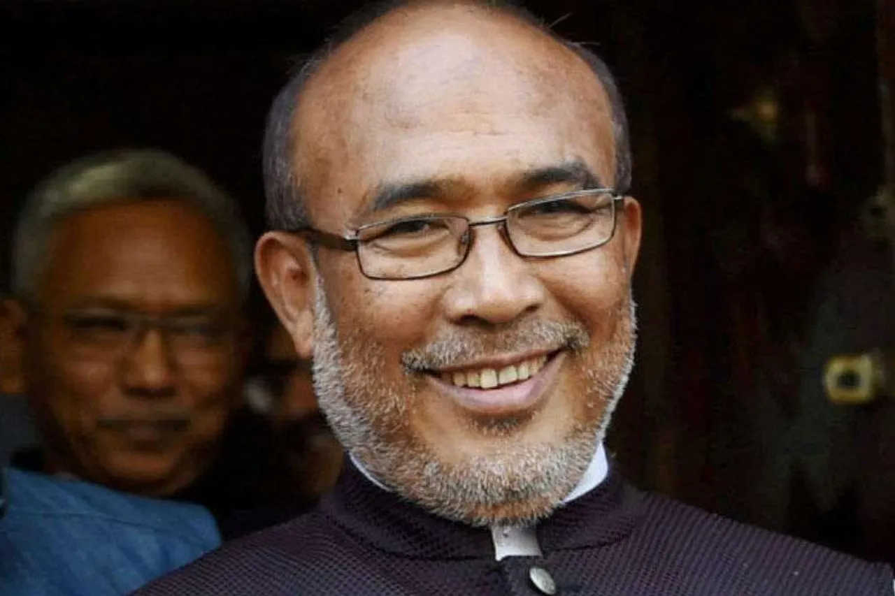 নতুন মুখ্যমন্ত্রীকে অভিনন্দন জানালেন আরেক মুখ্যমন্ত্রী