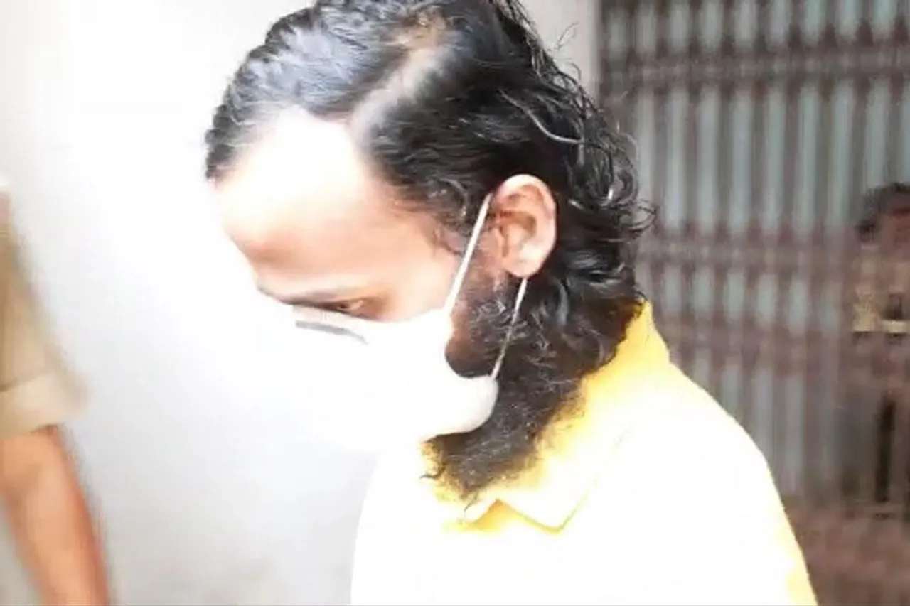 গুরু পাচার কাণ্ডে অভিযুক্ত বিকাশ মিশ্রের জেল হেফাজতের নির্দেশ