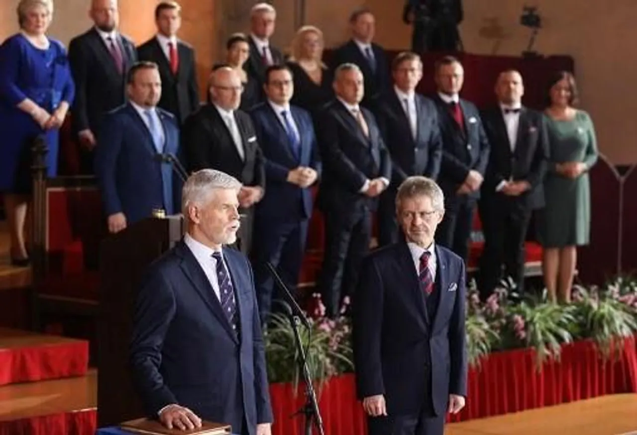 চেক প্রেসিডেন্ট হিসেবে শপথ নিলেন পেটার পাভেল