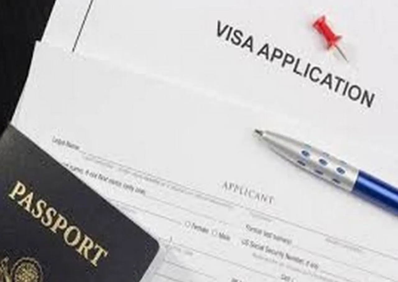 আমেরিকায় পড়তে যাওয়ায় সর্বকালীন রেকর্ড গড়ল ভারতীয় পড়ুয়ারা