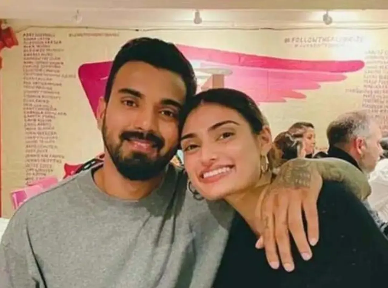 কবে গাঁটছড়া বাঁধবেন কেএল রাহুল এবং আথিয়া?