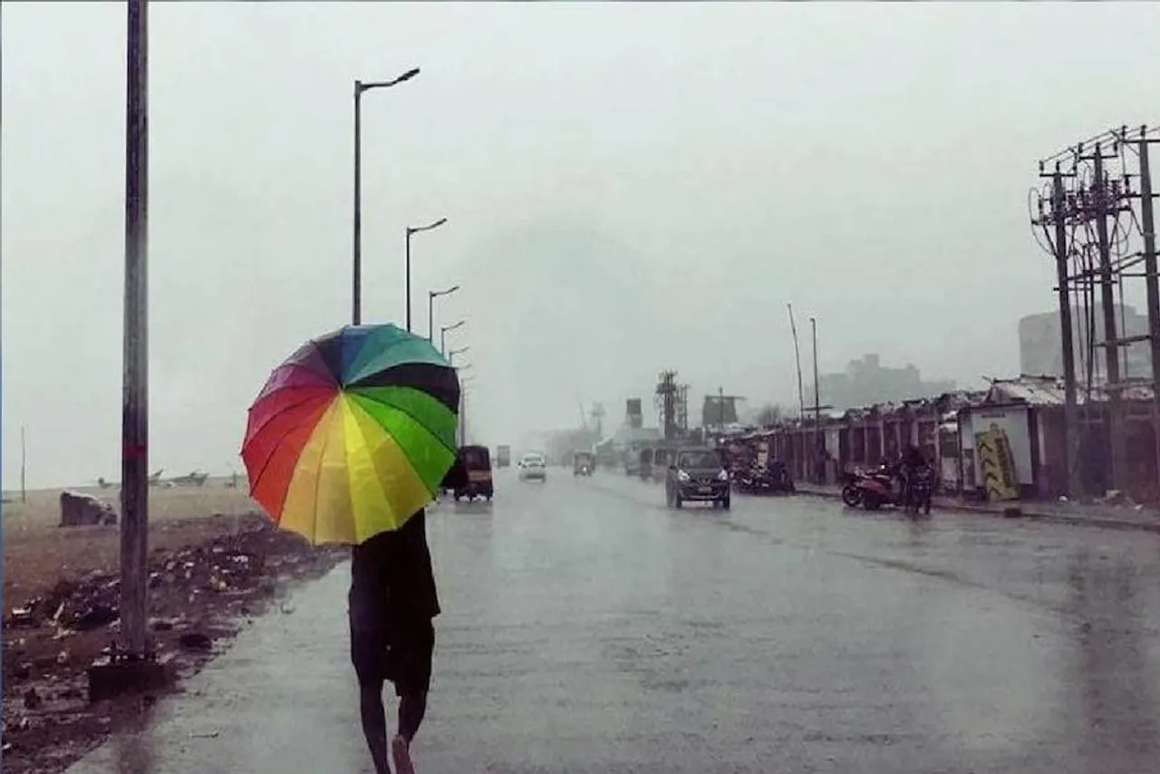 কোন কোন জেলায় ভারী বৃষ্টির পূর্বাভাস?