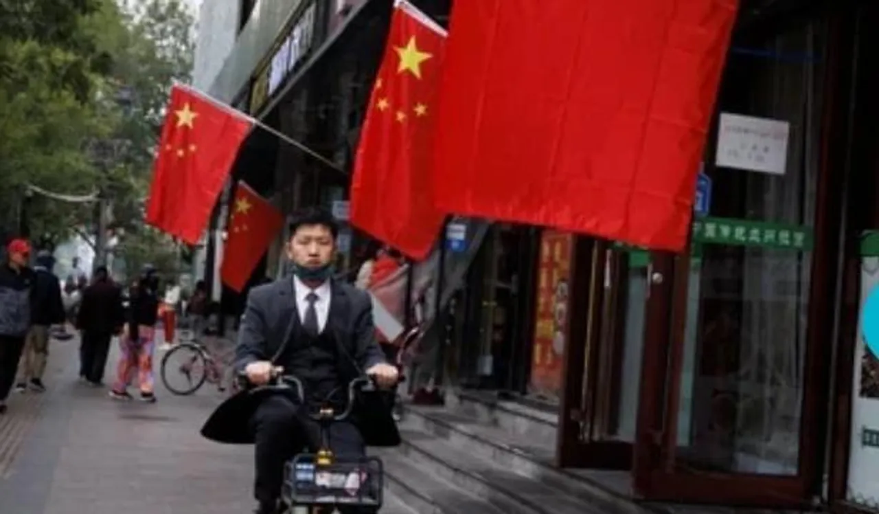 দর্শনার্থীদের জন্য কোভিড কোয়ারেন্টাইন কমানোর কথা ভাবছে চীন