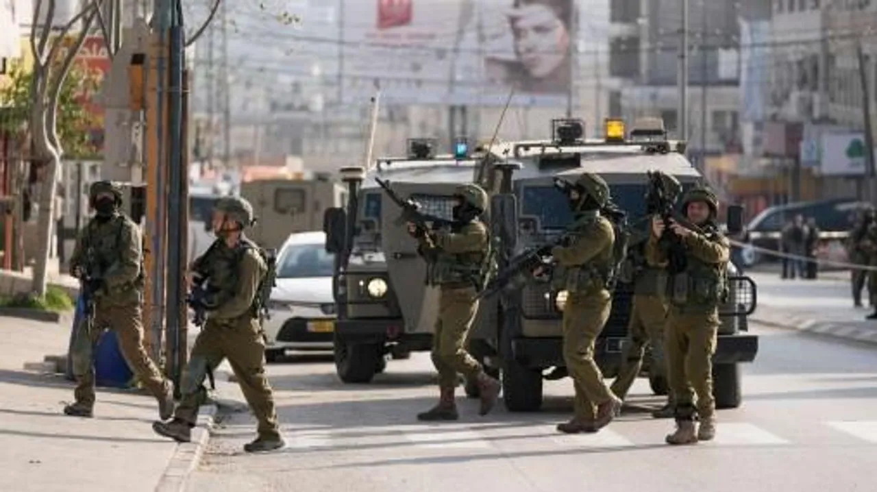 পশ্চিম তীরে ফিলিস্তিনি বন্দুকধারীর গুলিতে দুই ইসরায়েলি নিহত