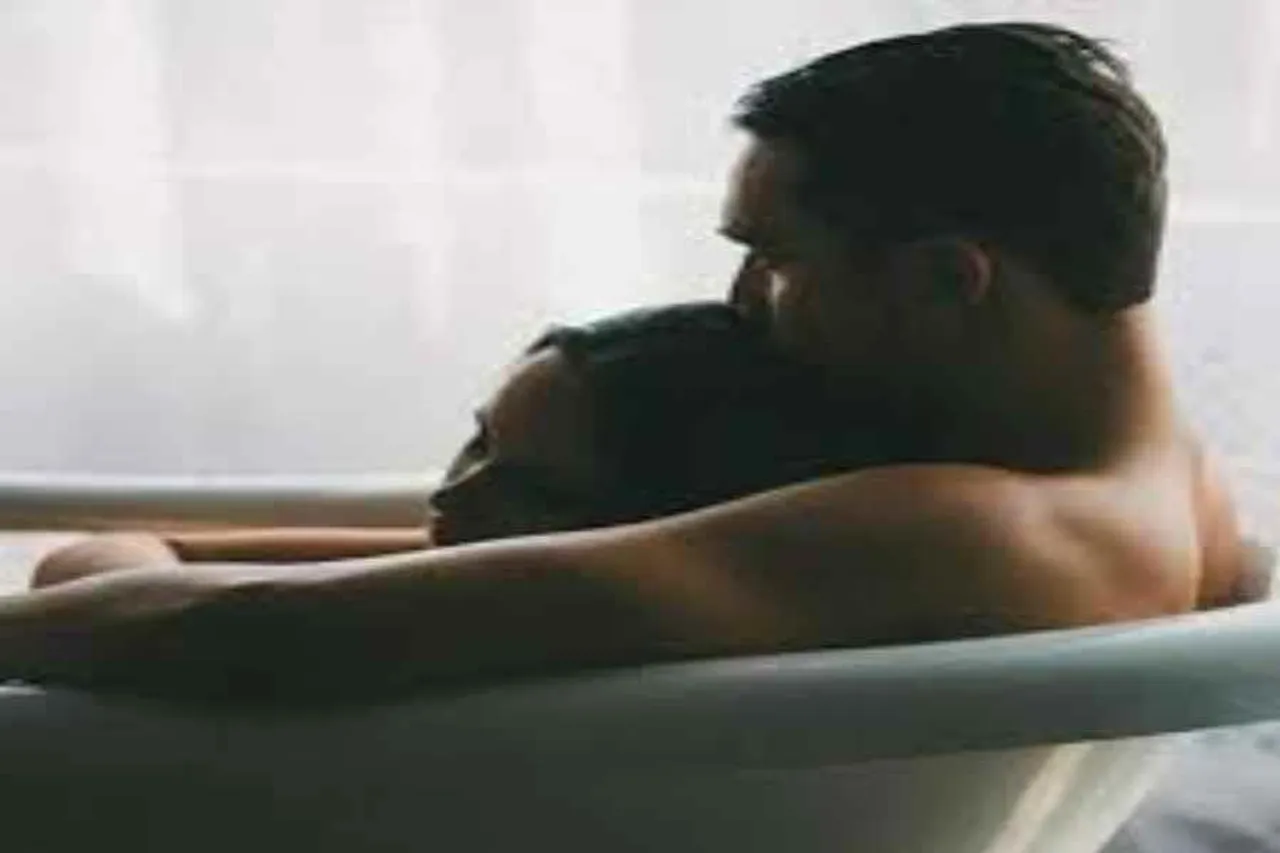 একসাথে করে দেখুন