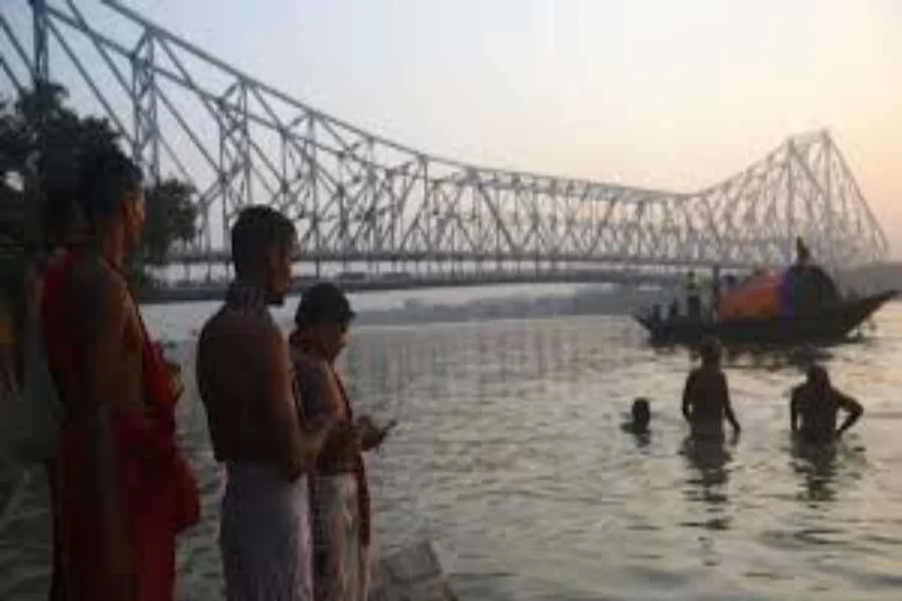 জানেন কিভাবে শুরু হল তর্পণ?