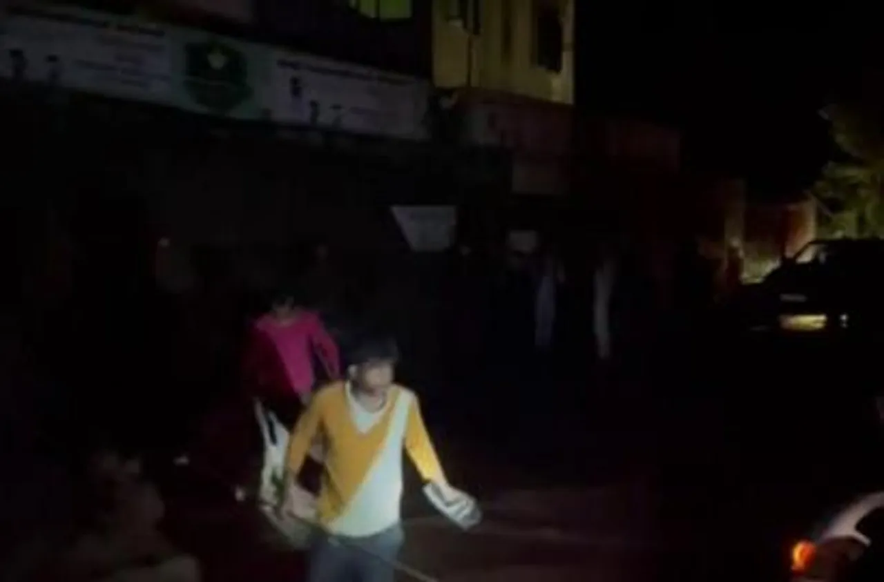 সুরানকোট শহরে আকস্মিক বন্যা, উদ্ধার কাজ চালাচ্ছে ভারতীয় সেনাবাহিনী ও পুলিশ