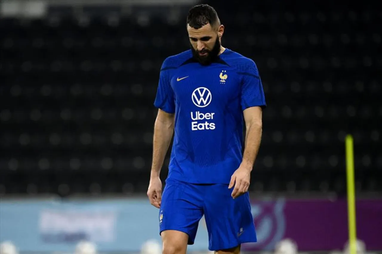 বিশ্বকাপ থেকে ছিটকে গেলেন করিম বেনজেমা