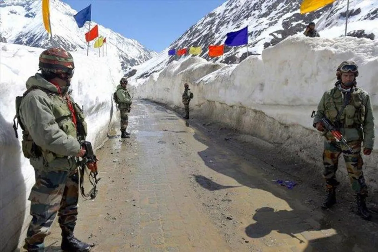 সীমান্তে চিনের চোখ রাঙানির মাঝেই বড় সিদ্ধান্ত ভারতীয় সেনার