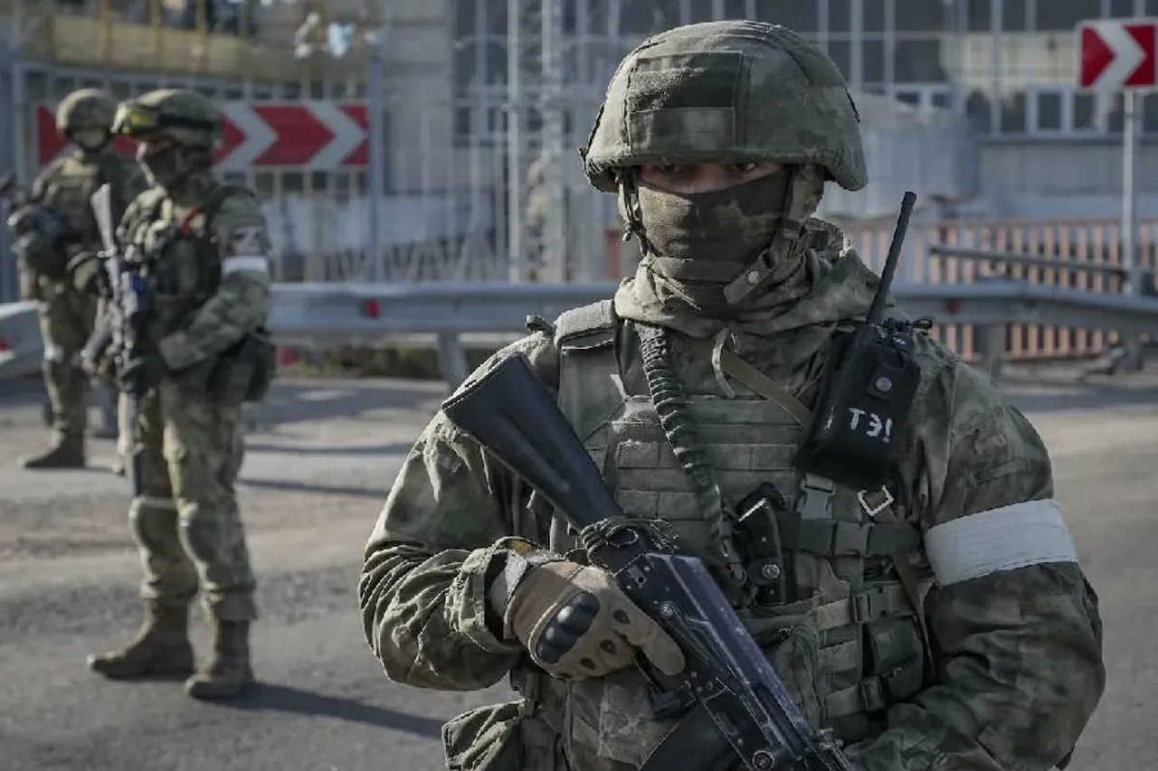 রুশ বাহিনী ডোনেটস্কে গোপন সংঘবদ্ধতার প্রস্তুতি নিচ্ছে: ইউক্রেনের সামরিক বাহিনী