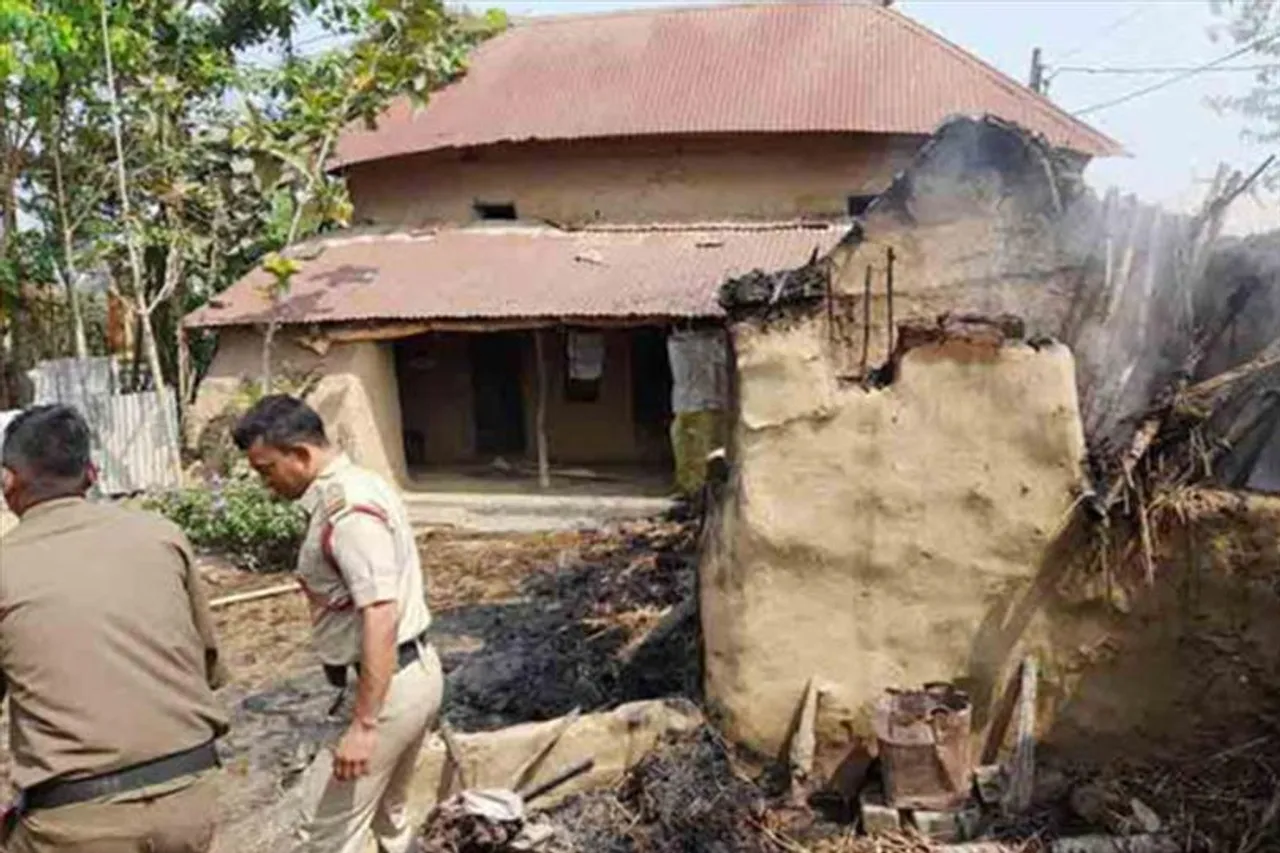 পুলিশ পিকেট সত্ত্বেও বগটুইয়ে কাটছে না আতঙ্ক