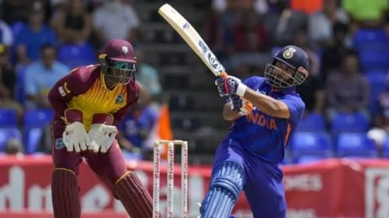 জয়ের জন্য ওয়েস্ট ইন্জিজের দরকার ১৩৯ রান