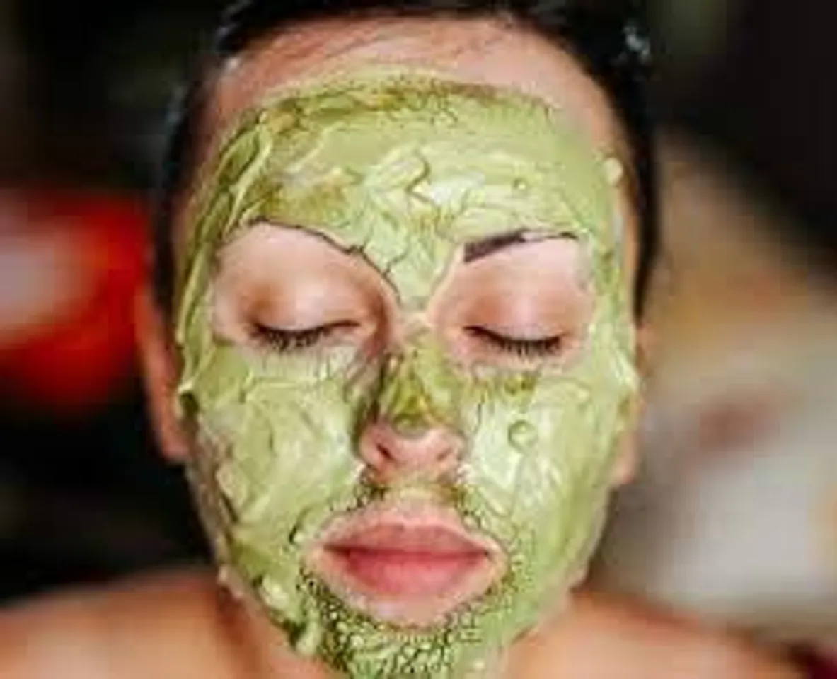 শুষ্ক ত্বকের জেল্লা বাড়াতে ব্যবহার করুন এই ফেসপ্যাক