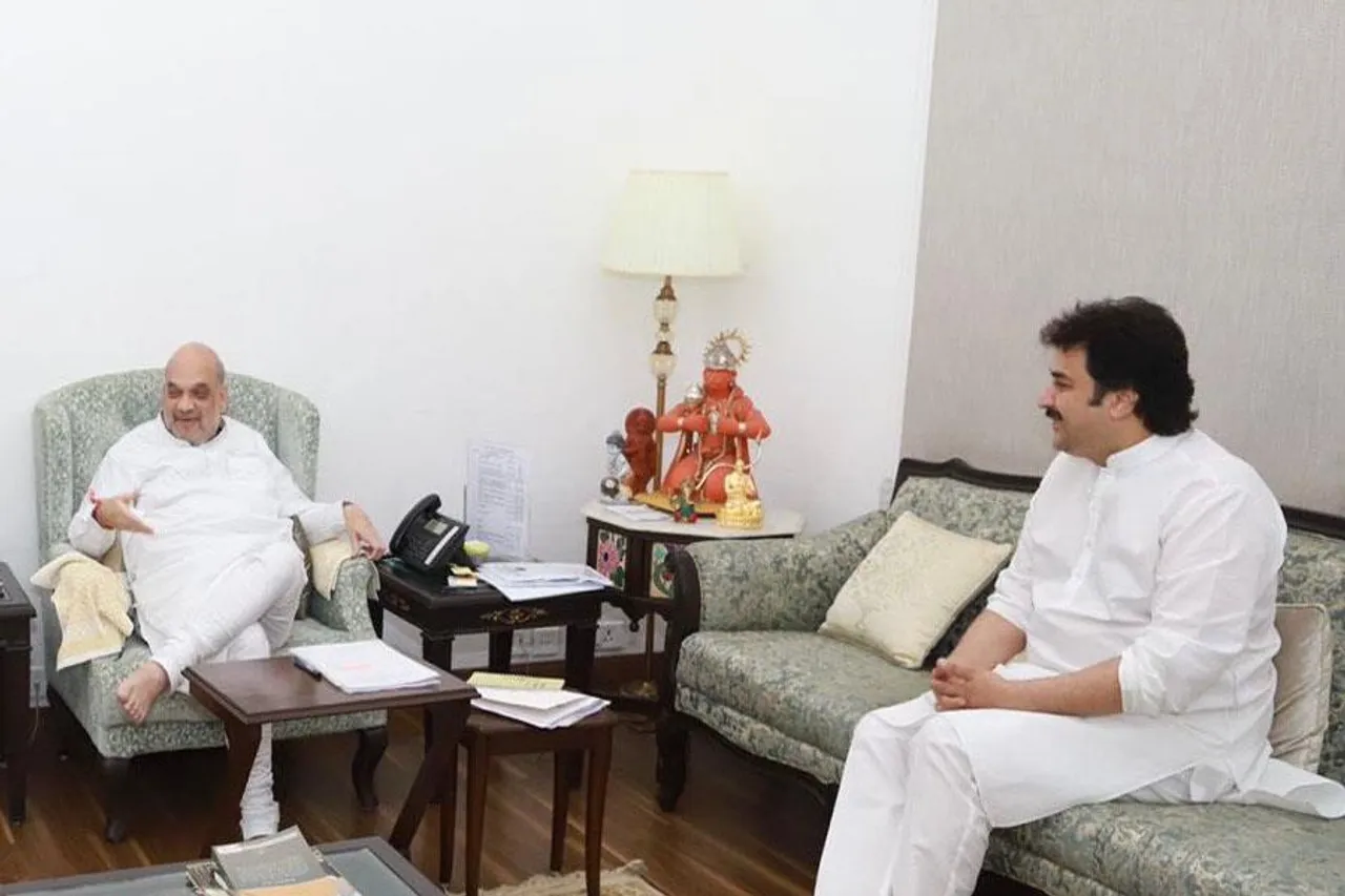 ঘর ভাঙতে পারে কংগ্রেসের