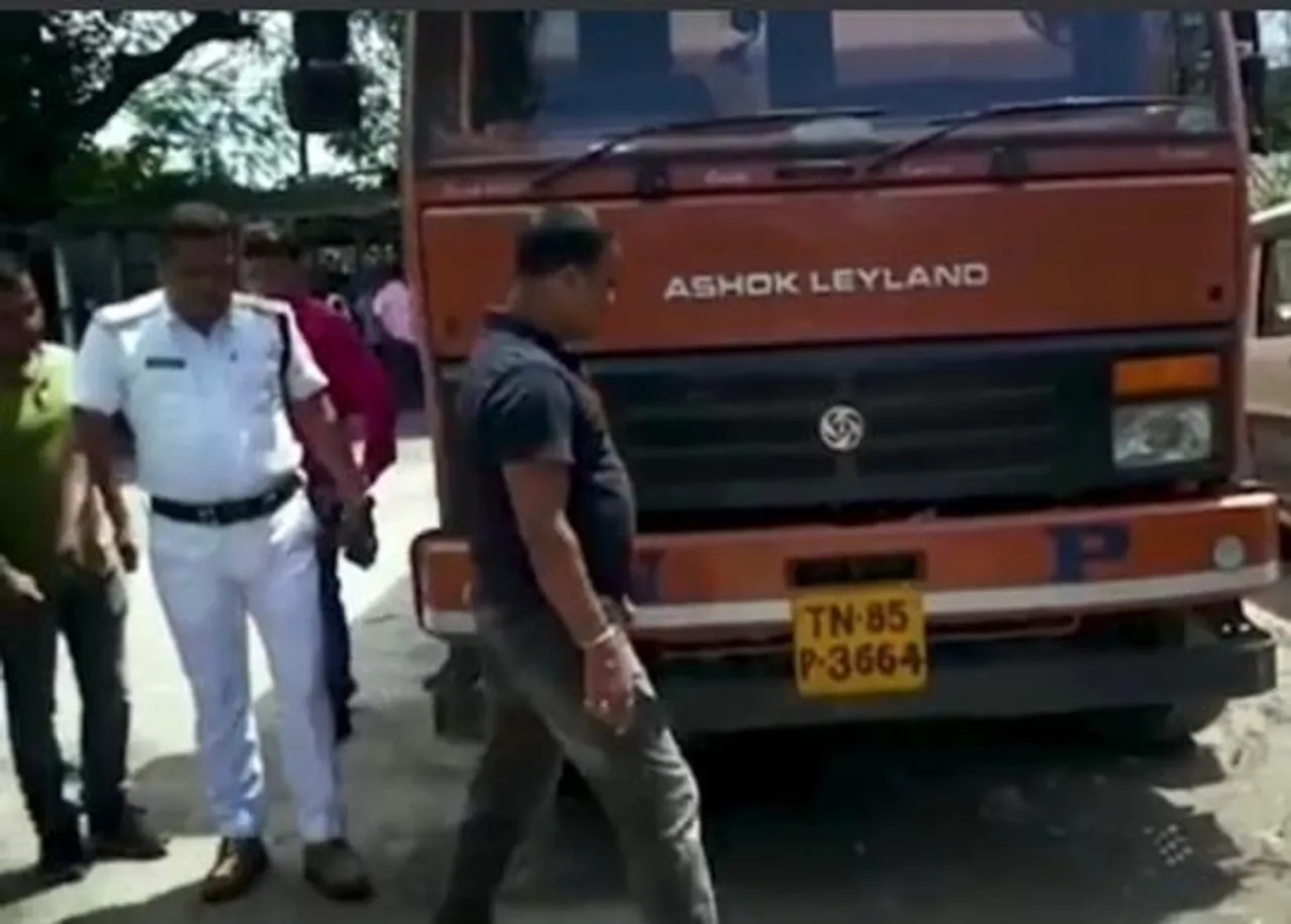 বেঙ্গালুরু থেকে নিখোঁজ হওয়া ট্রাক উদ্ধার হল শিলিগুড়িতে
