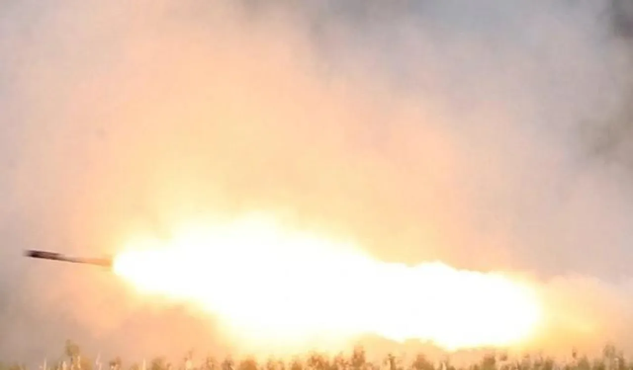 ইউক্রেনে ১ বিলিয়ন ডলারের অস্ত্র পাঠানোর প্রস্তুতি নিচ্ছে যুক্তরাষ্ট্র