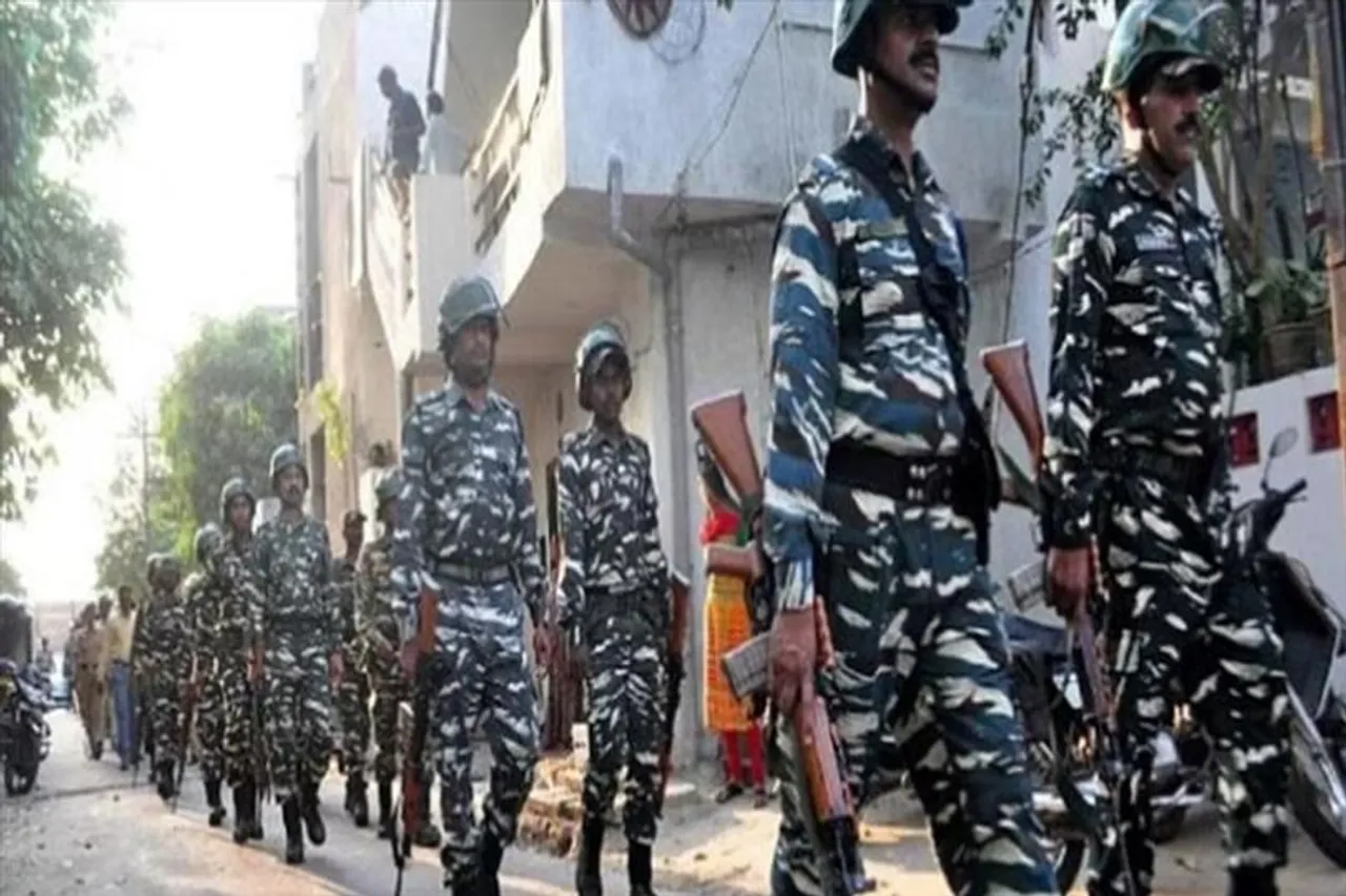 ৭ মাওবাদীকে গ্রেফতার করল সিআরপিএফ