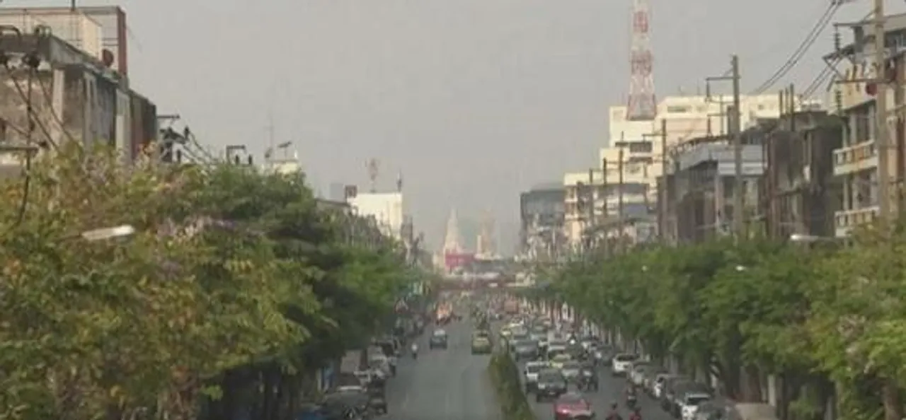 ক্ষতিকারক ধোঁয়াশায় ঢেকেছে ব্যাংকক, হাসপাতালে ভর্তি ২ লক্ষাধিক মানুষ