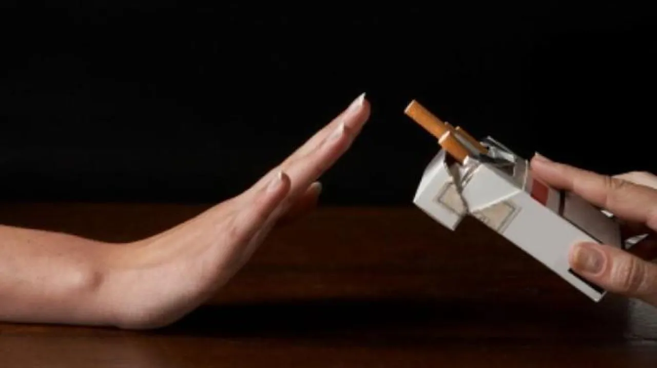 ধূমপায়ীদের সংখ্যা কমাতে বদ্ধপরিকর কানাডা