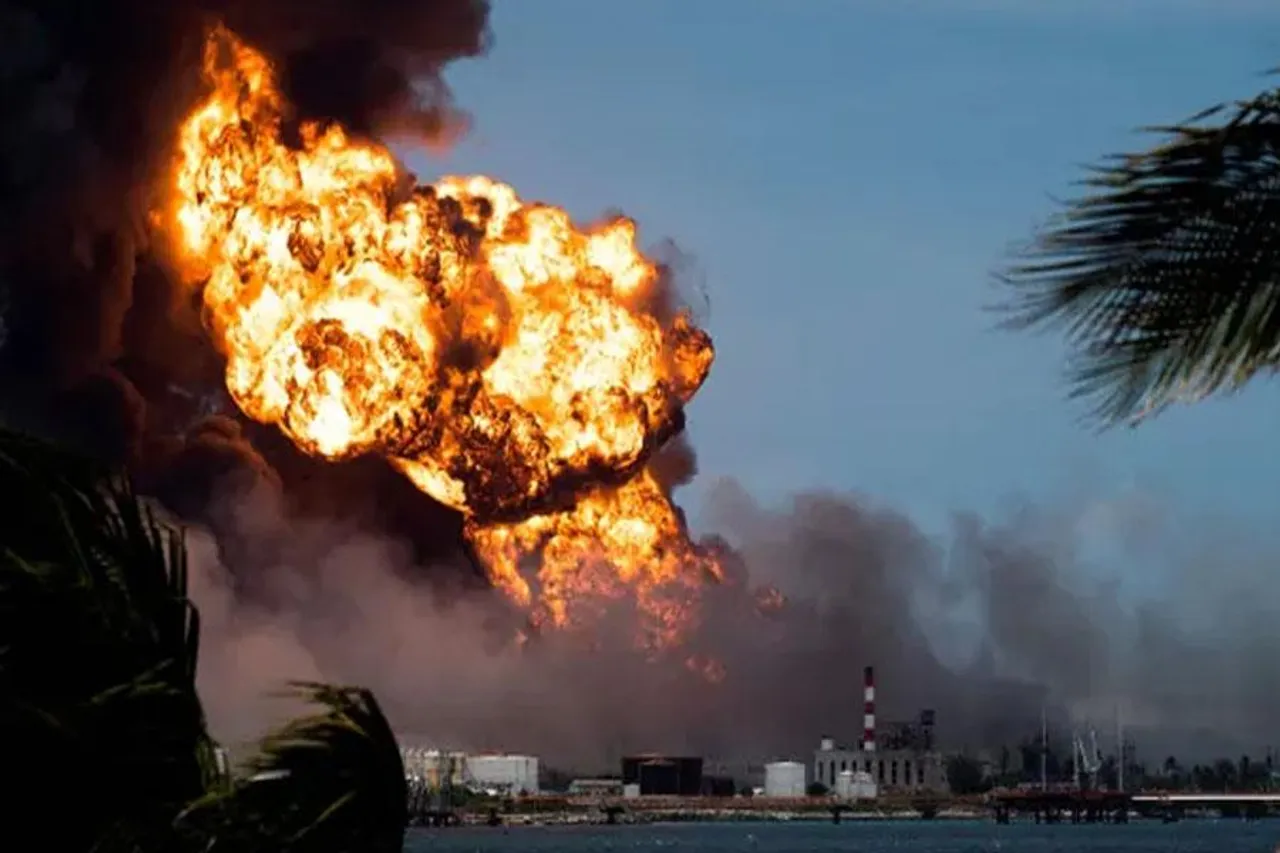 কিউবায় ভয়ঙ্কর অগ্নিকান্ড, মৃত্যু