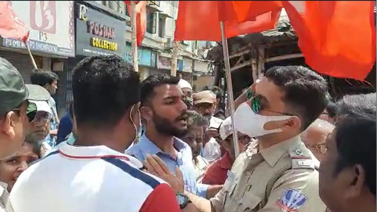 সিপিআইএমের বনধকে ঘিরে ব্যাপক উত্তেজনা