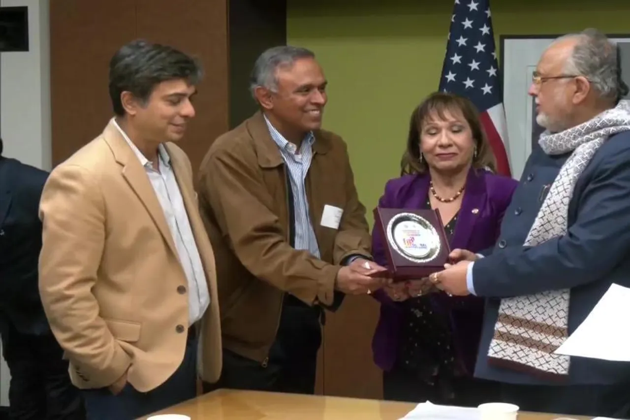 ফ্যালকন-এক্স এর সঙ্গে বিশাল সমঝোতা স্বাক্ষর উত্তরপ্রদেশের