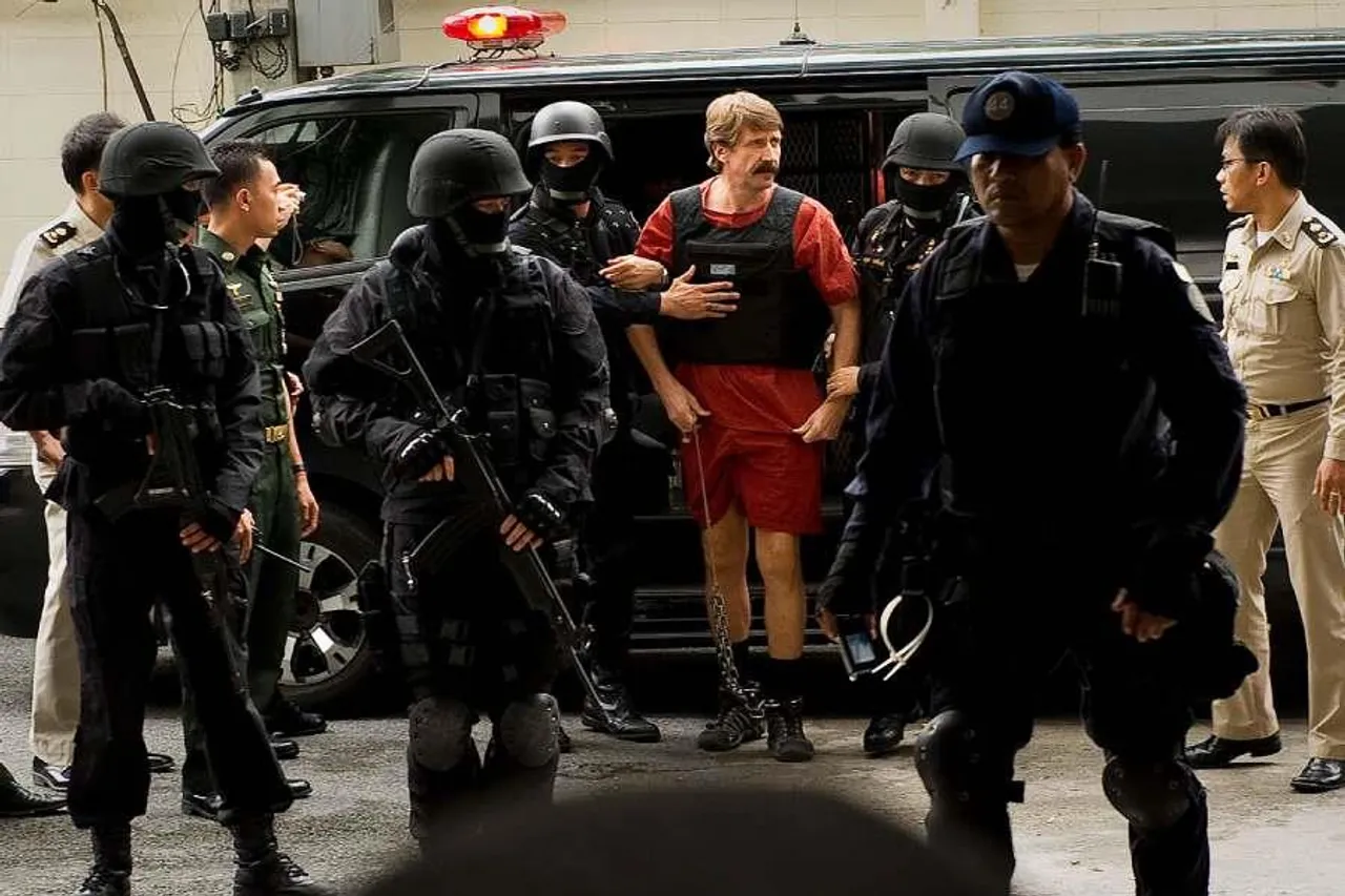 রাশিয়ায় পৌঁছলেন ভিক্টর বাউট