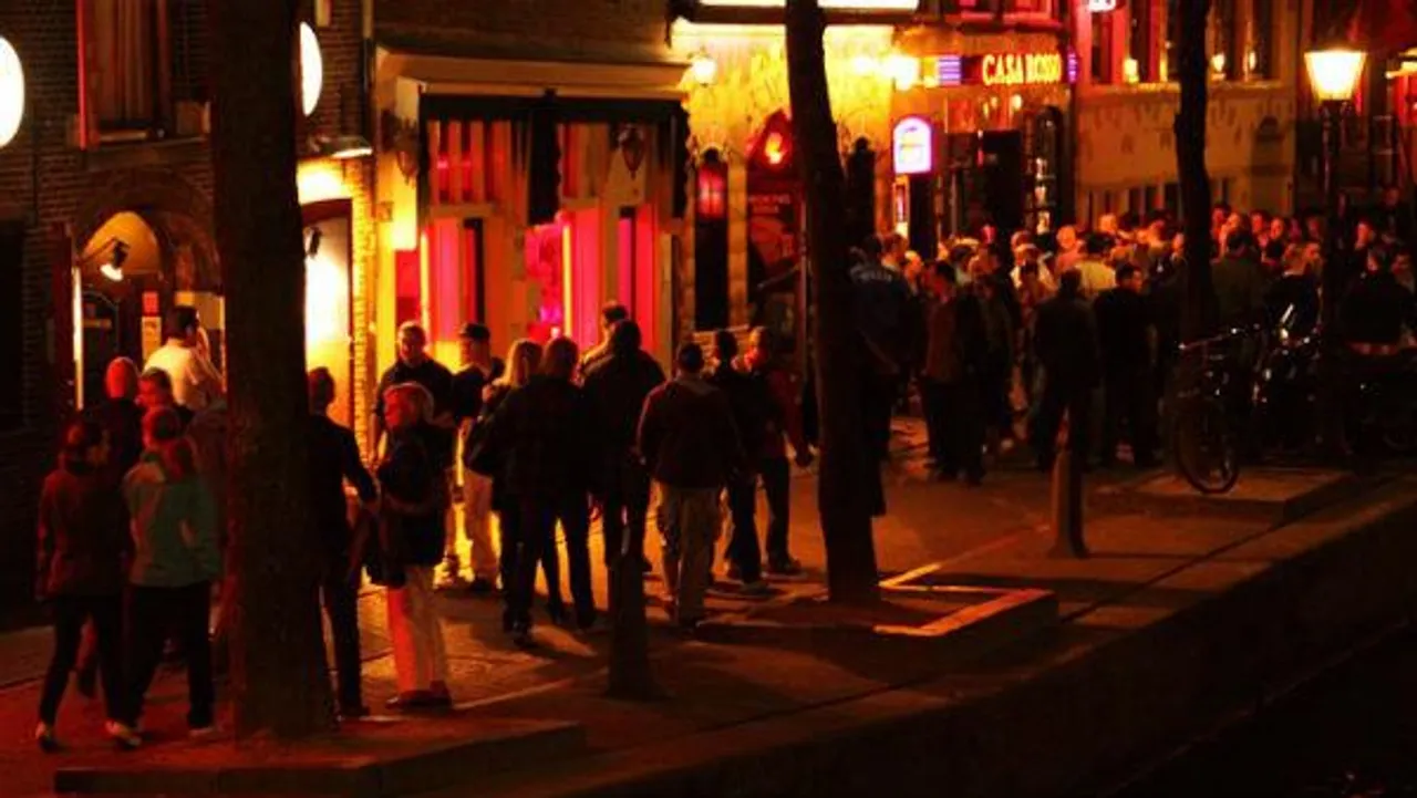 ইটালির এই যৌনপল্লীতে নেই কোনও যৌনকর্মী, তবুও ব্যবসা রমরমা