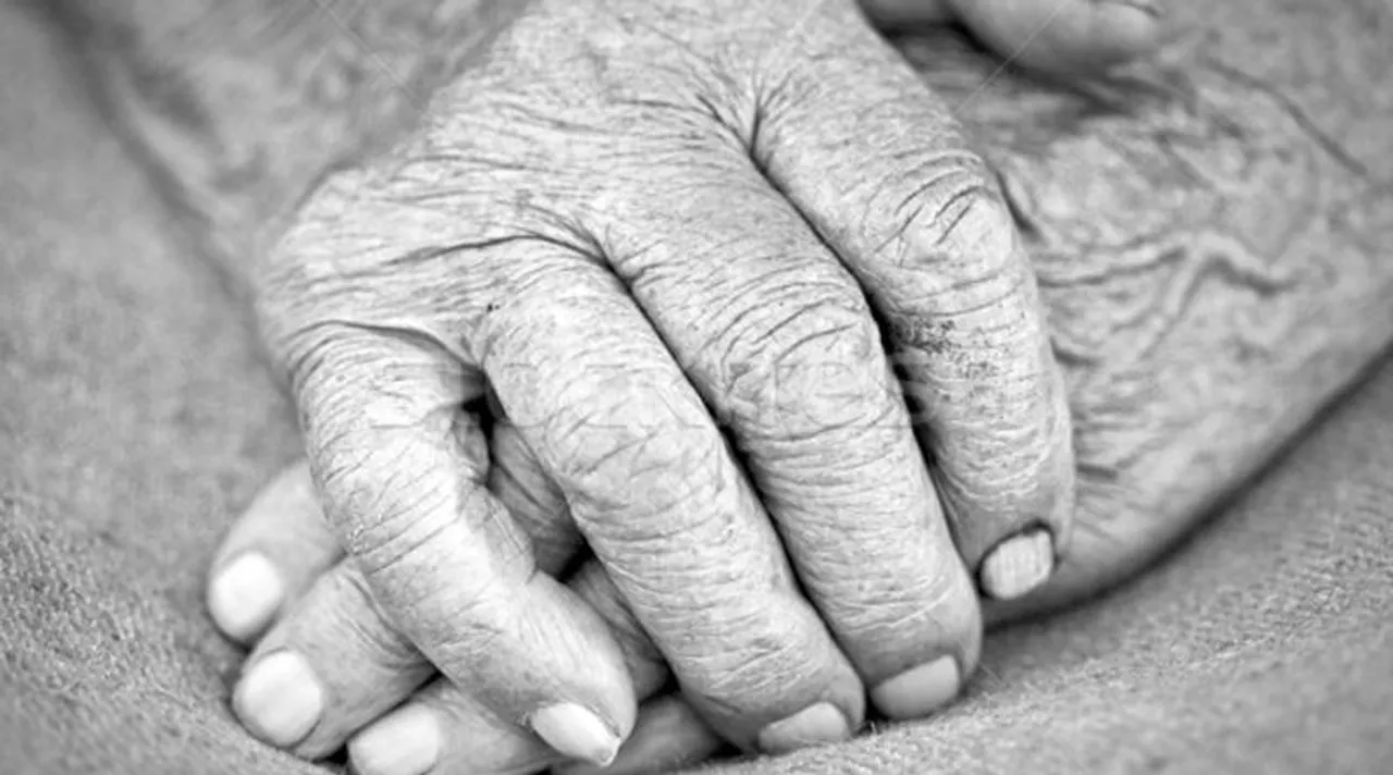 বৃদ্ধা মাকে পুড়িয়ে খুনের অভিযোগে সরগরম দক্ষিণ দিনাজপুরের বালুরঘাট