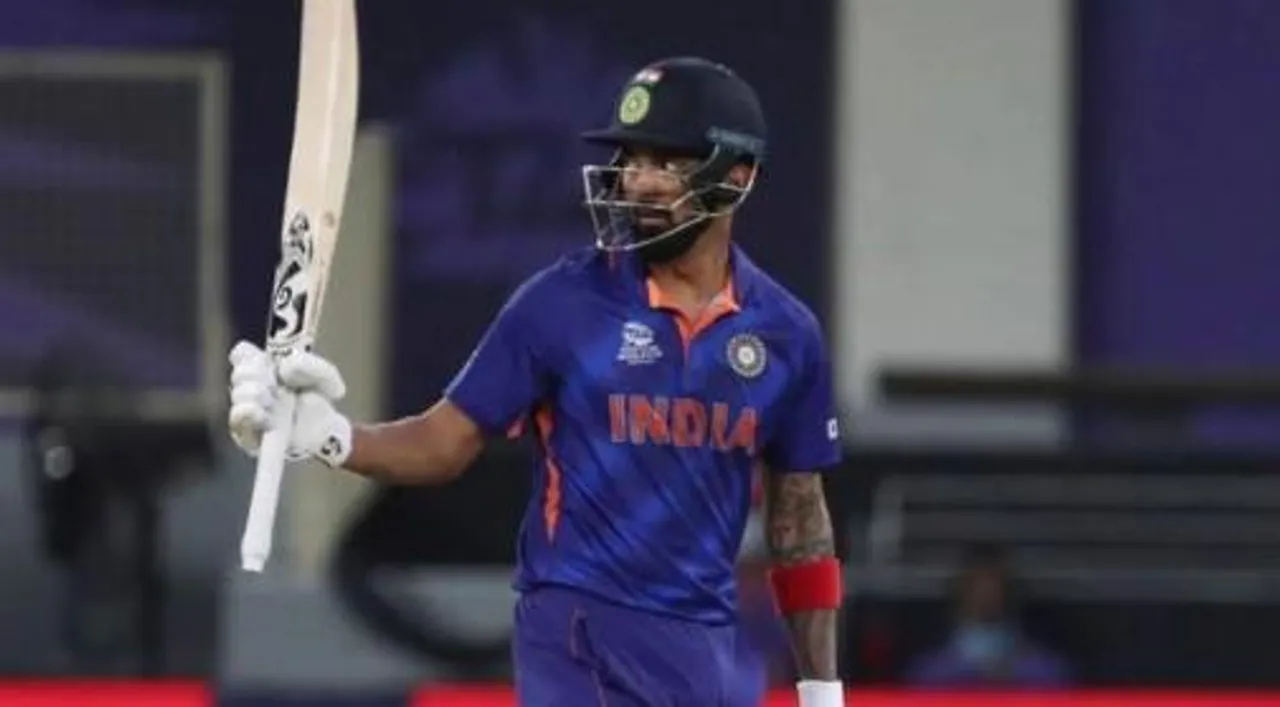 প্রথম ভারতীয় হিসেবে অর্ধশতরানের হ্যাটট্রিকের নজির রাহুলের