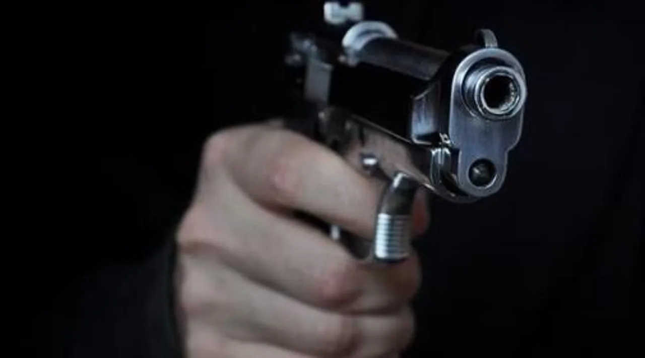 মুর্শিদাবাদে গুলিবিদ্ধ তৃণমূল নেতা