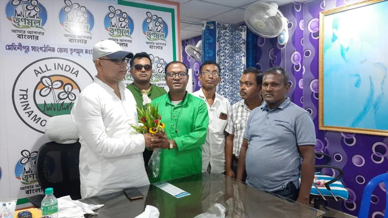 সুজয় হাজরার সঙ্গে সৌজন্য সাক্ষাৎ SC সেলের সভাপতির