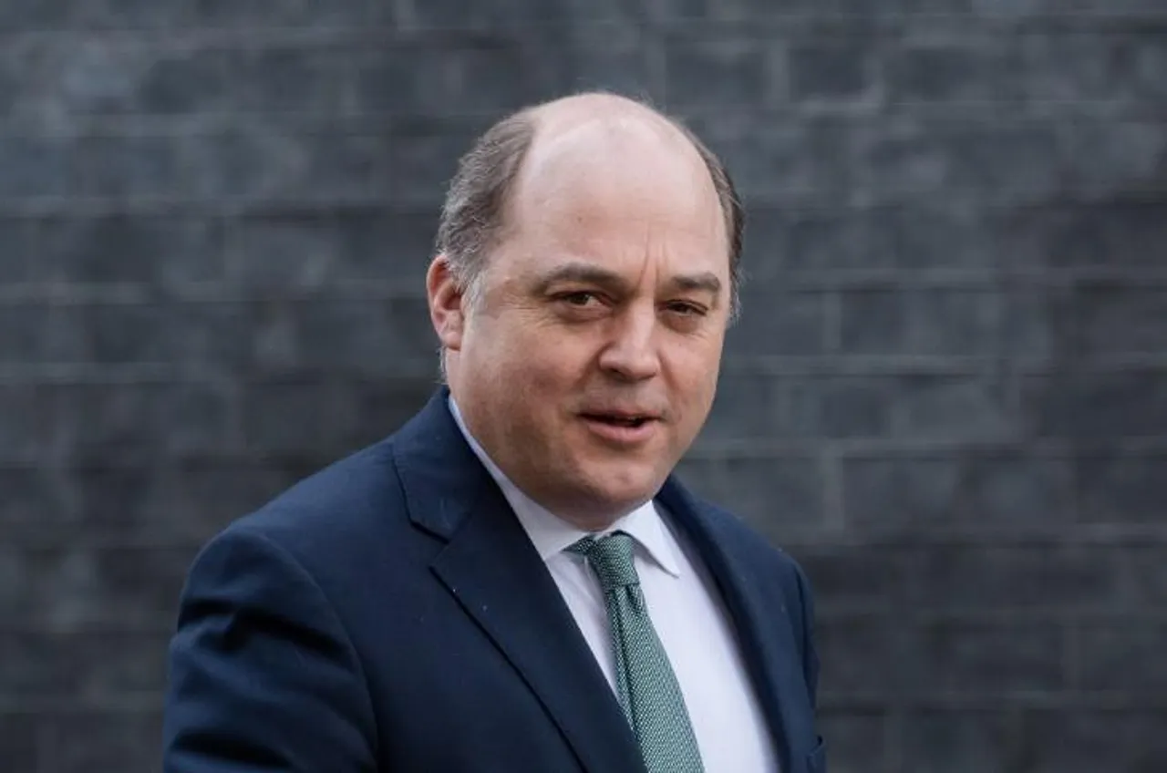 ইউক্রেনে রুশ আগ্রাসন ব্যর্থ হচ্ছেঃ যুক্তরাজ্যের প্রতিরক্ষামন্ত্রী