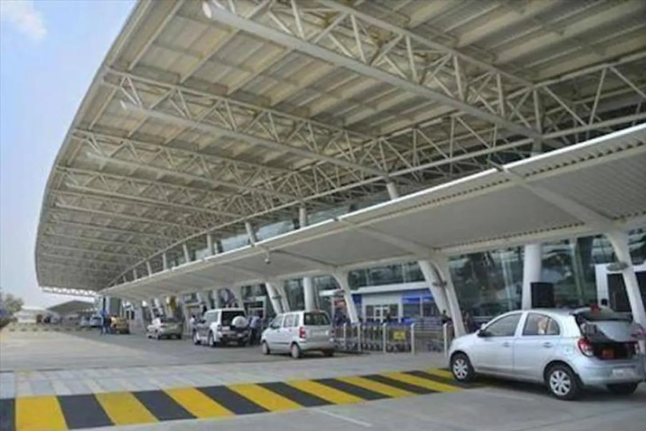 আত্মঘাতী বিমানবন্দরে মোতায়েন থাকা সিআইএসএফ কনস্টেবল