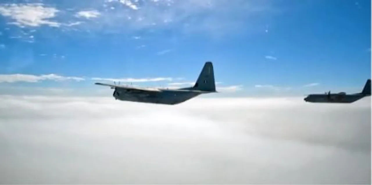 ফ্লাই পাস্টে অংশ নেয় C-130J সুপার হারকিউলিস