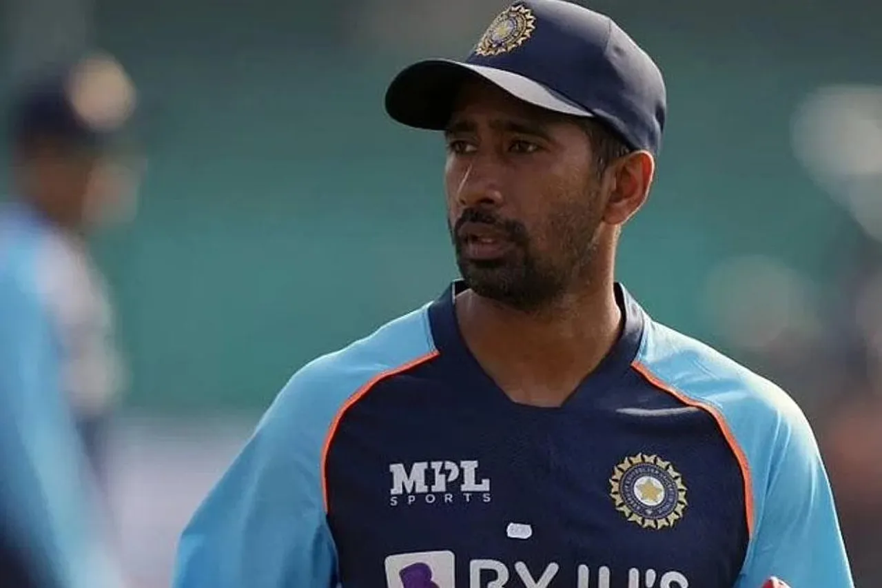 সৌরভকে জন্মদিনের শুভেচ্ছা জানালেন না ঋদ্ধি