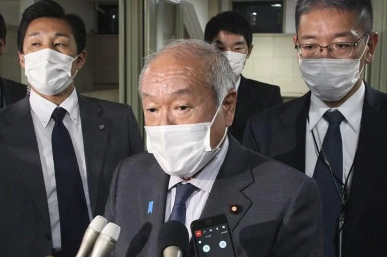 জাপানের অর্থমন্ত্রী ঋণ পরিশোধের নিয়ম পরিবর্তনের বিরুদ্ধে সতর্ক করেছেন