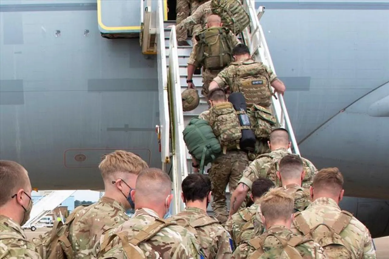 ব্রিটেনে ইউক্রেনের সেনা