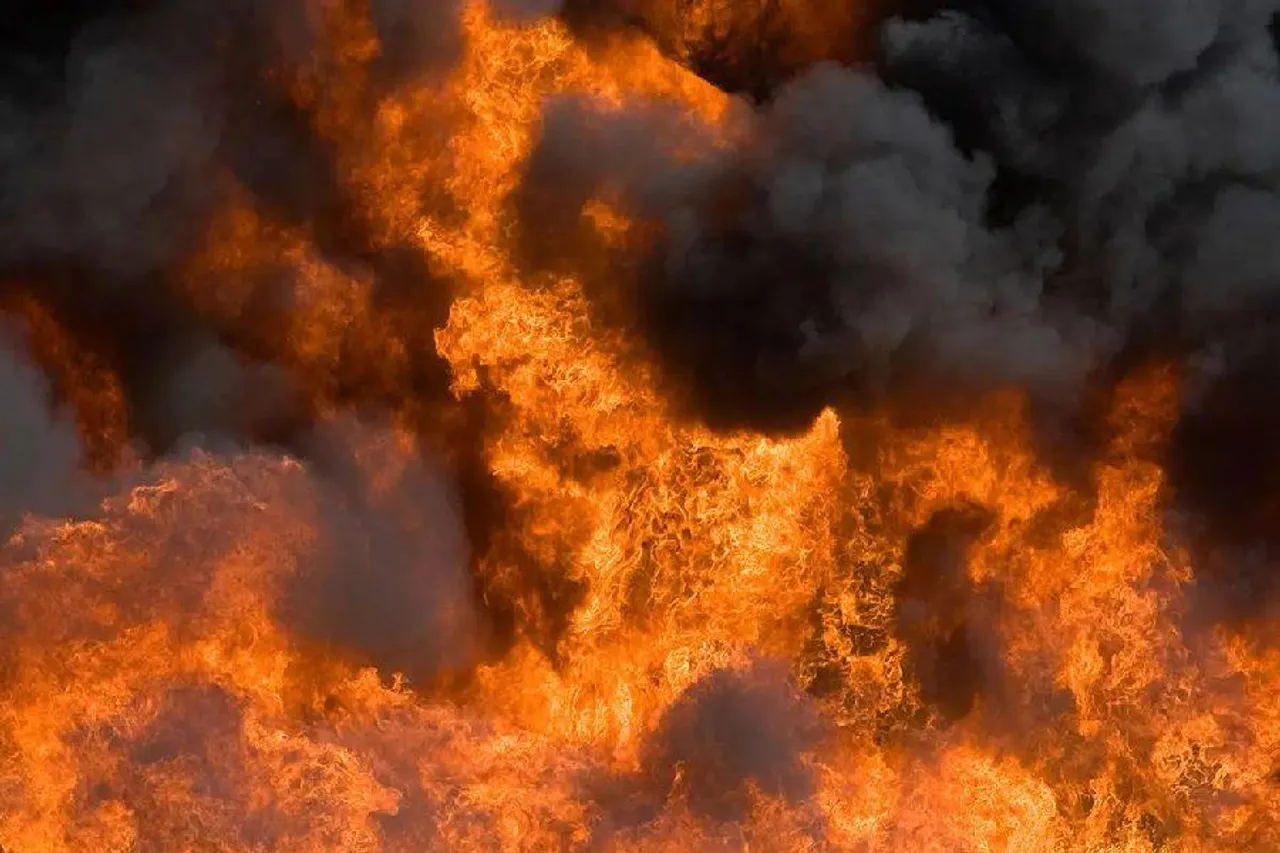 বৃদ্ধাশ্রমে আগুন, মৃত একাধিক