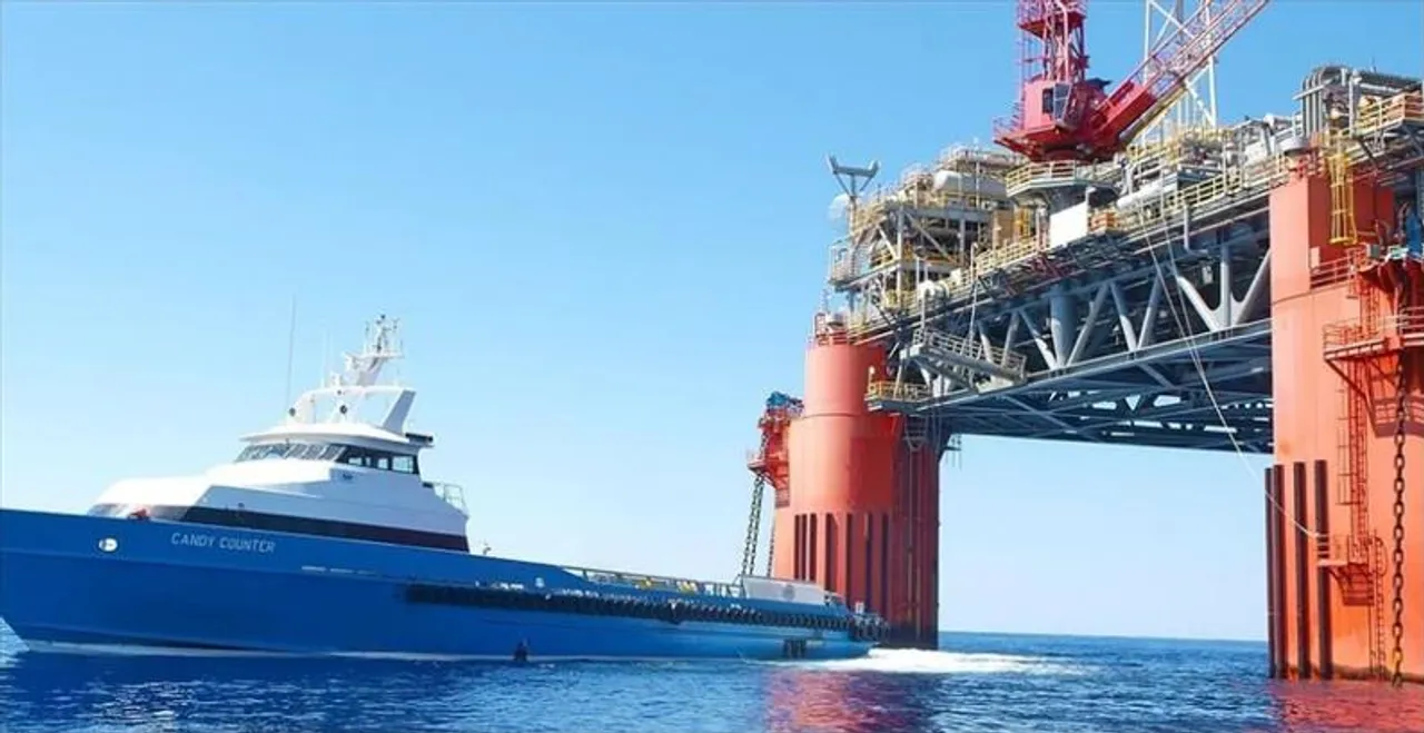 বিপাকে রাশিয়া! প্রস্তাবিত দামের থেকেও কম দামে তেল চায় ভারত