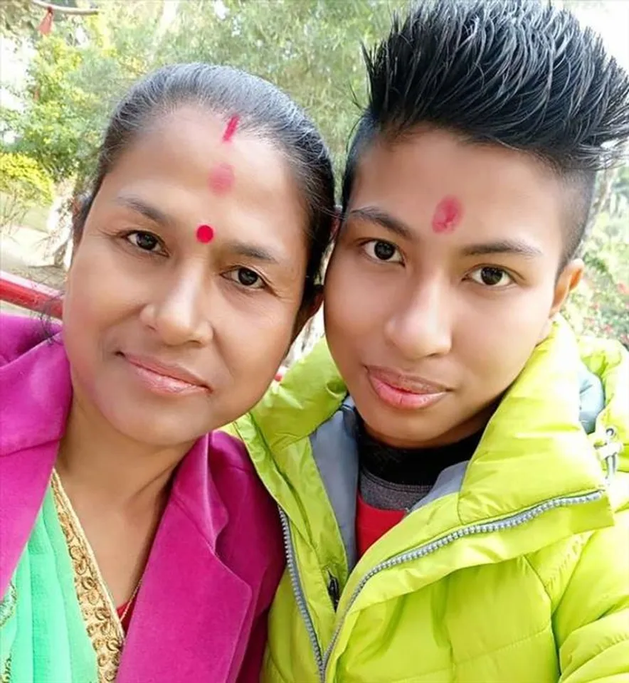 মাকে নিয়ে কলকাতায় এলেন অলিম্পিক্সে ব্রোঞ্জজয়ী লভলিন