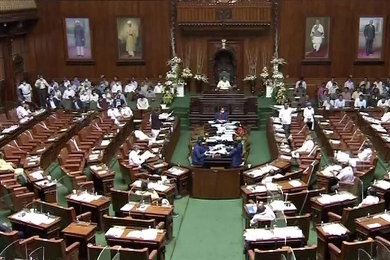 আরএসএস ইস্যুতে সরগরম বিধানসভা