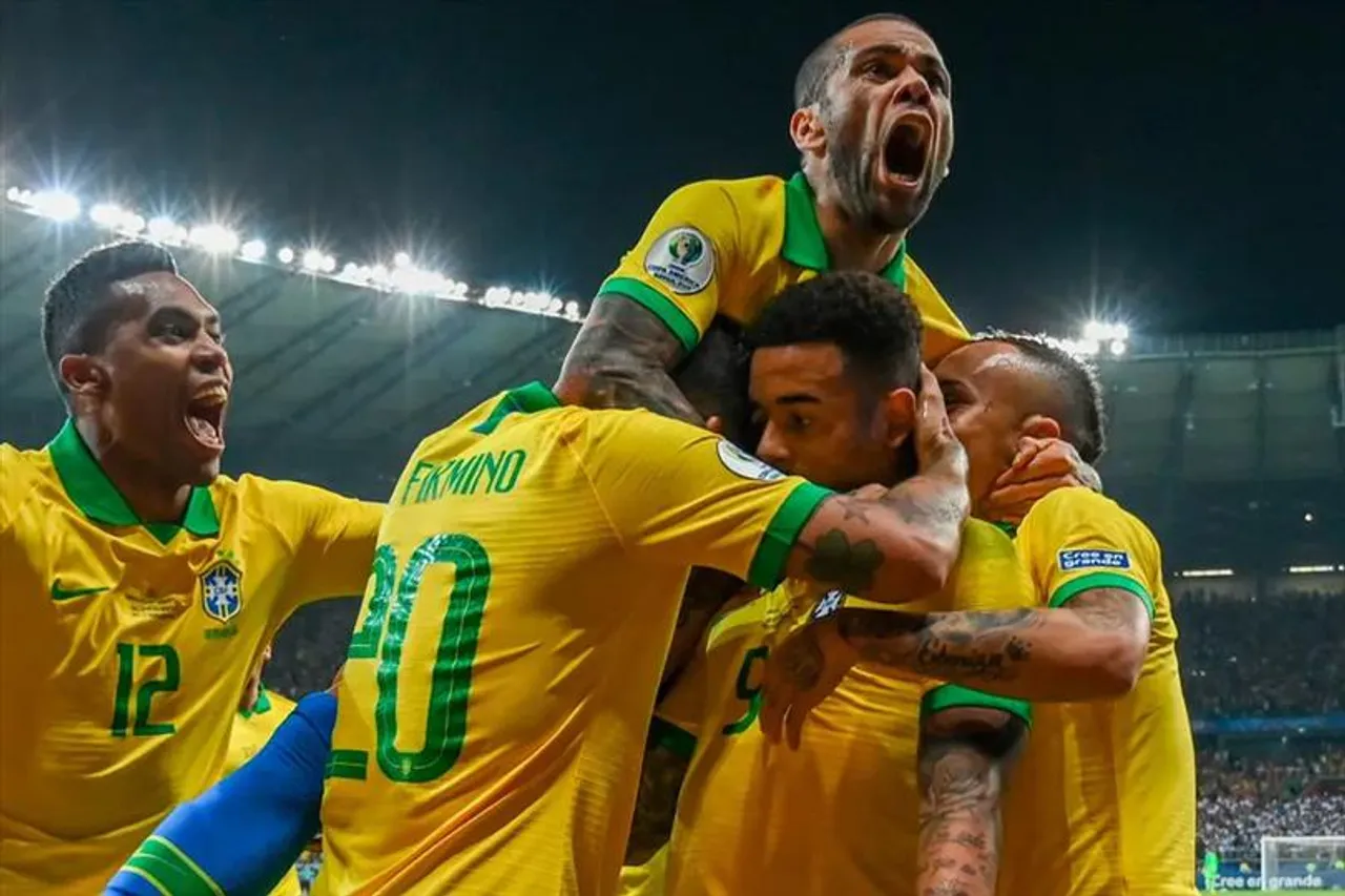 শীর্ষ দল হিসেবে বিশ্বকাপে ব্রাজিল