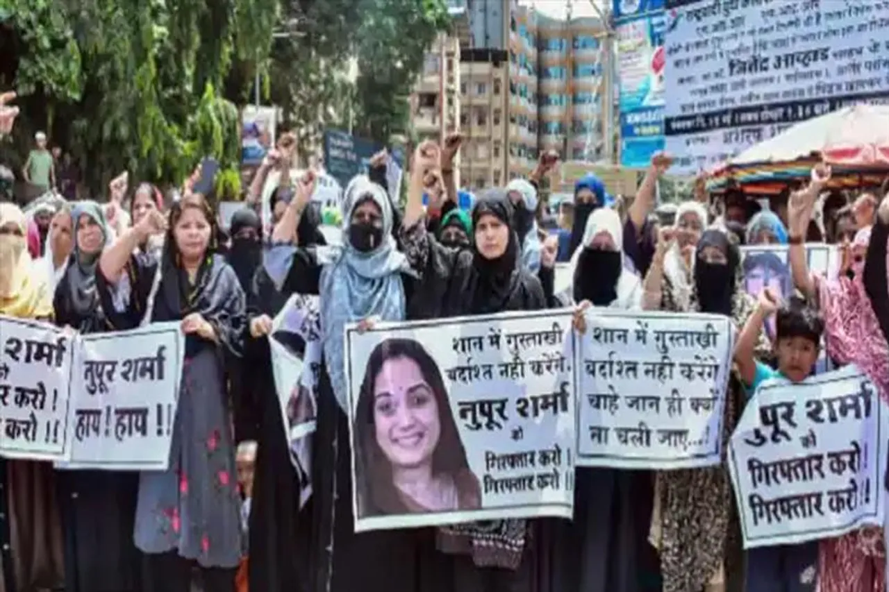 নবী মুহাম্মদ আজ বেঁচে থাকলে অবাক হয়ে যেতেনঃ তসলীমা নাসরিন